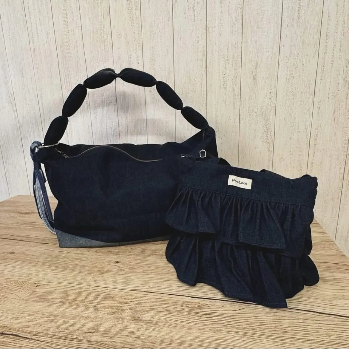 2つのデニムバッグ