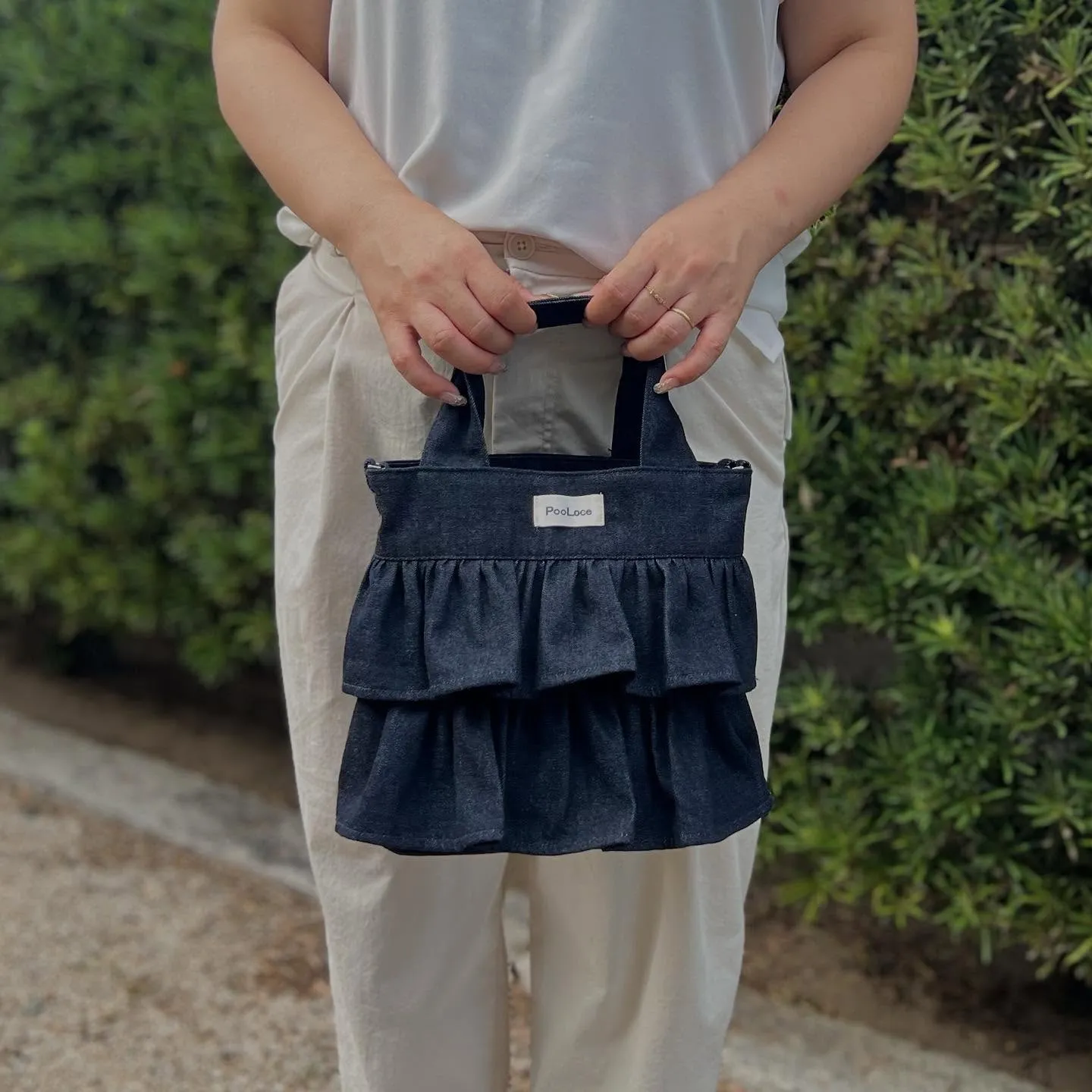 2つのデニムバッグ