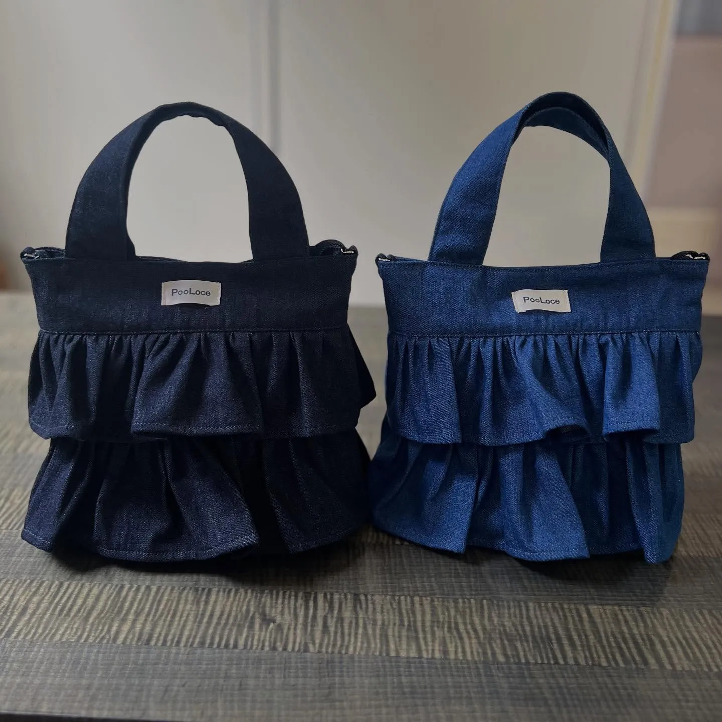 2つのデニムバッグ