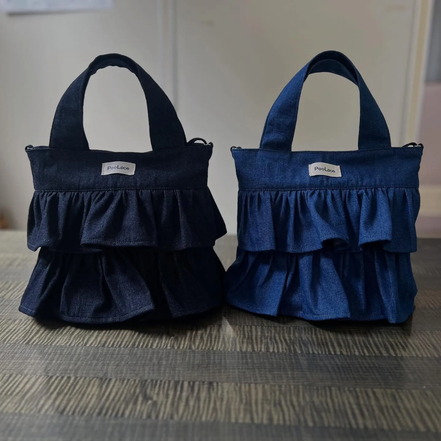 2つのデニムバッグ