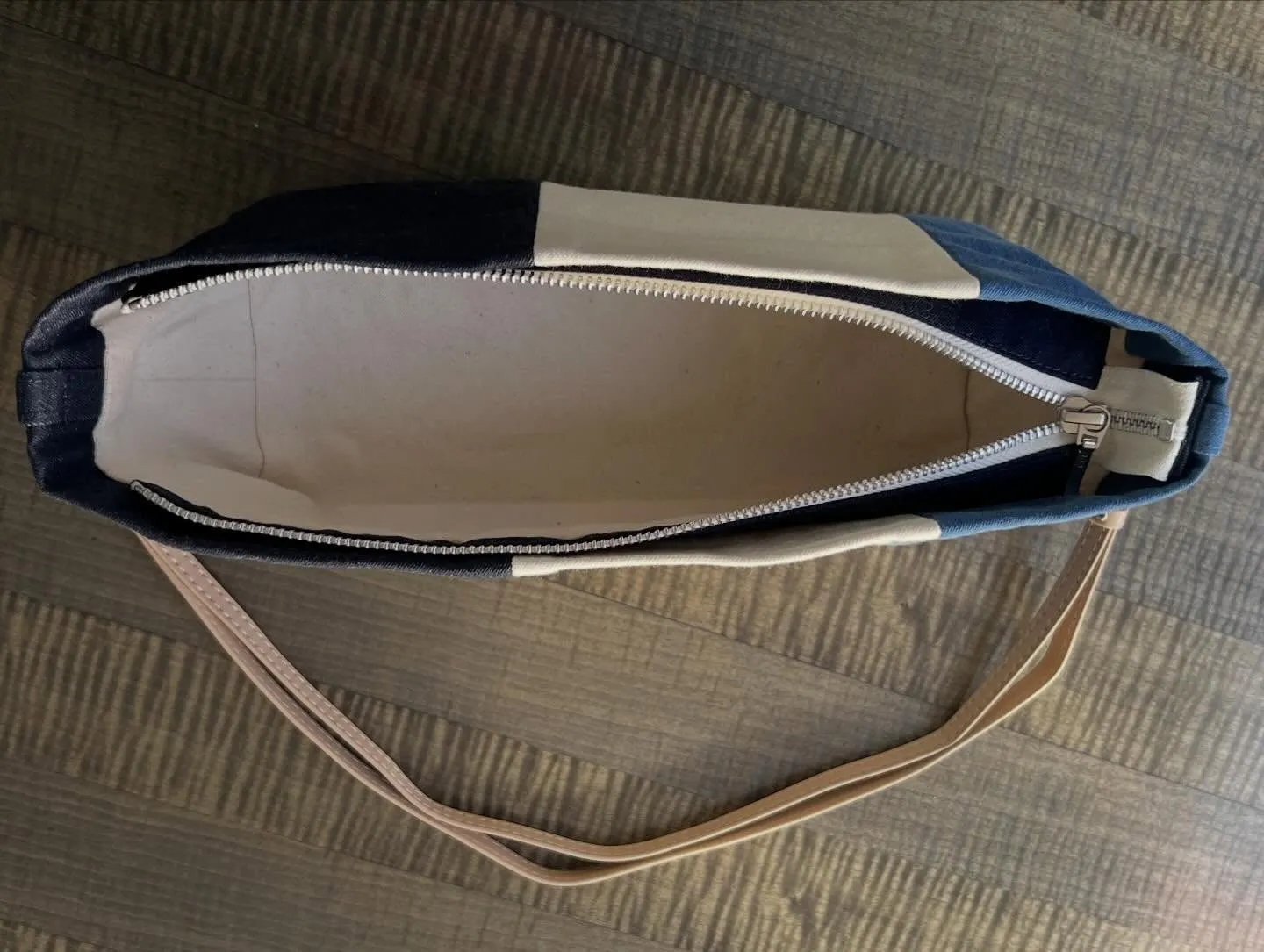 ショルダーバッグ